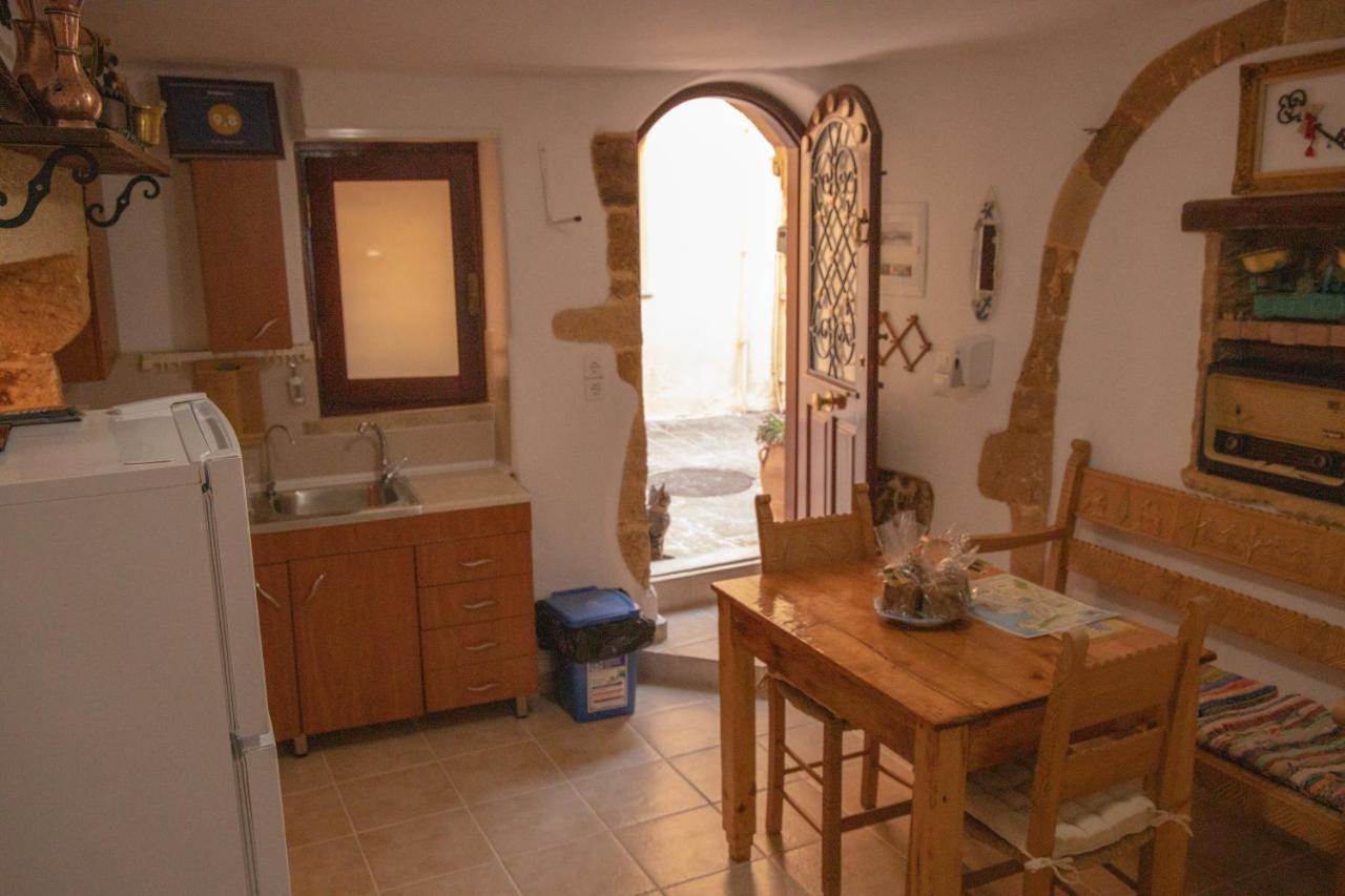 Calle Veneziana Chania  Luaran gambar